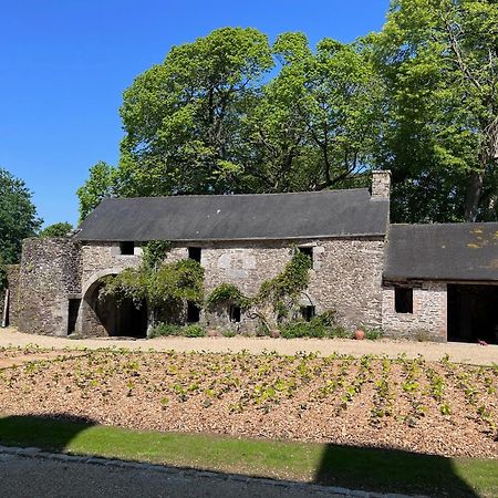 Manoir Du Menec Chambre Le Folgoet Exterior foto